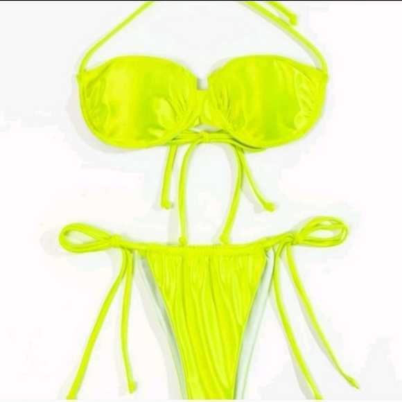 Yellow Bikini (Neon) - Picture 4 of 9